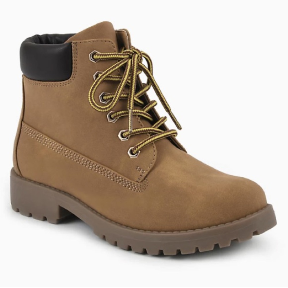 NWT SO Hiking Boots